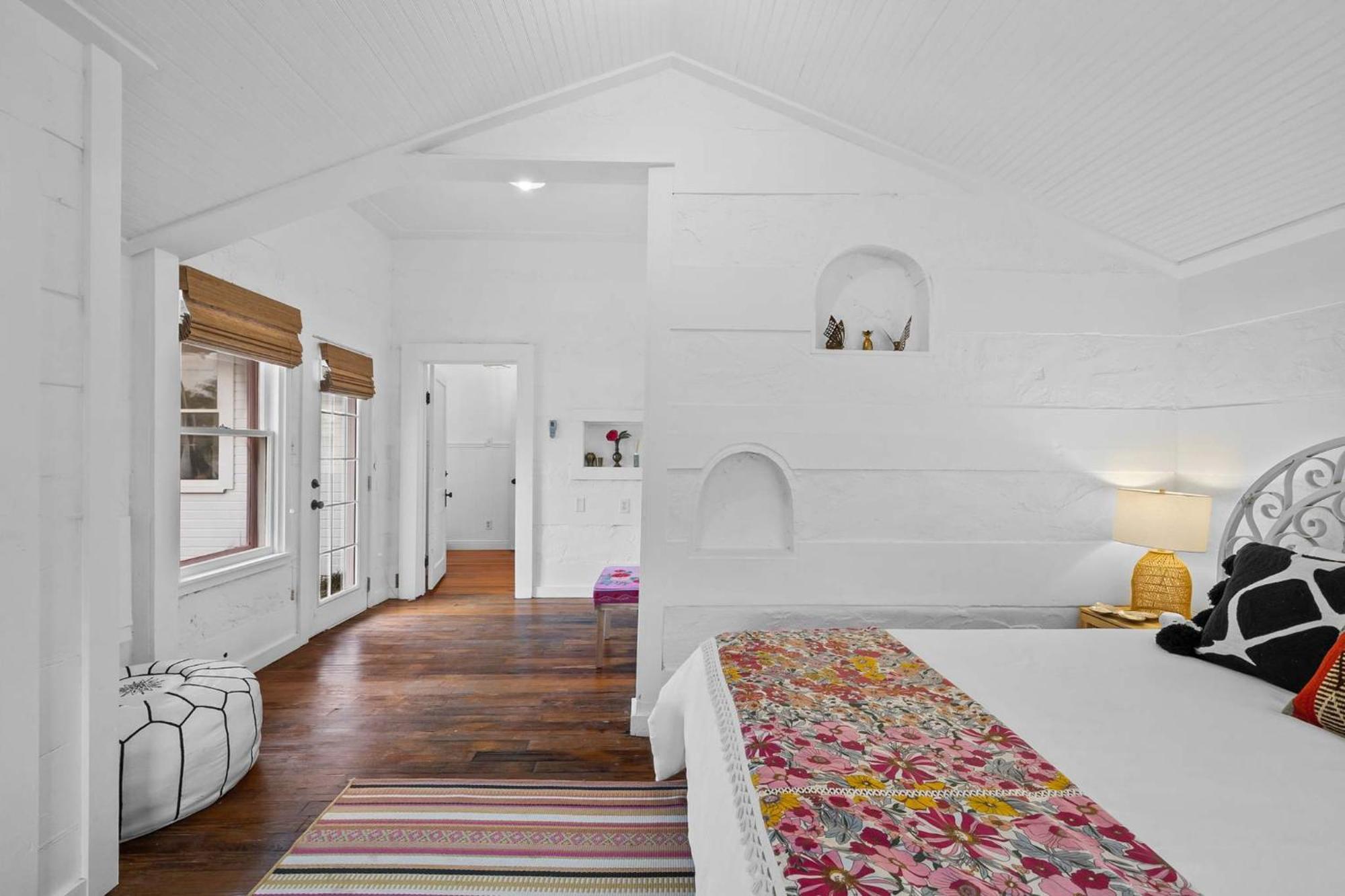 Villa Pink Duchess - Mins To Main Hot Tub & Fire Pit Fredericksburg Esterno foto