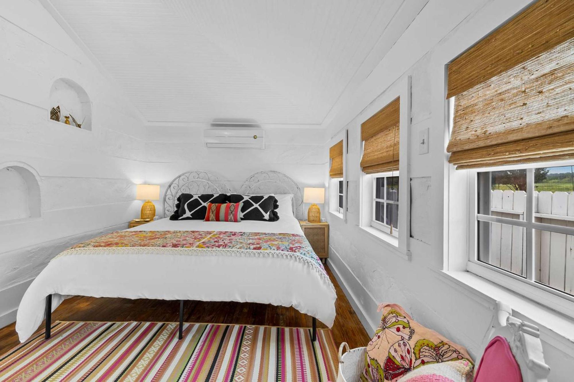 Villa Pink Duchess - Mins To Main Hot Tub & Fire Pit Fredericksburg Esterno foto